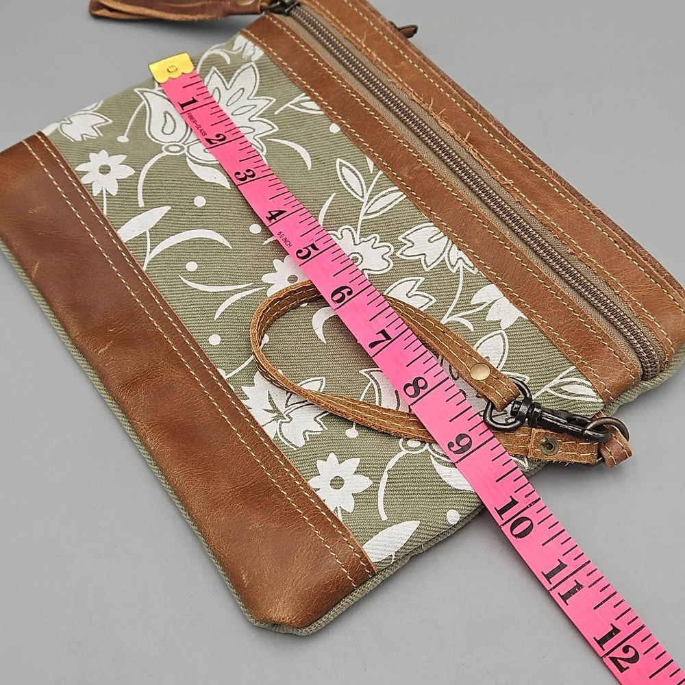 Myra Bag Wristlet Large